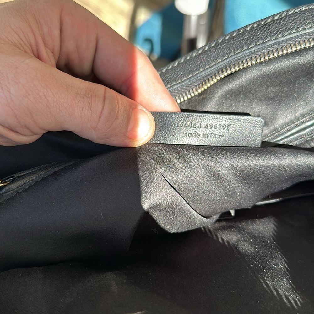 Black leather Yves Saint Laurent purse excellent condition - Picture 11 of 12